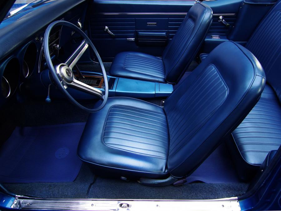  Chevrolet Camaro 327 Convertible 1968 года  (фото 8 из 11)